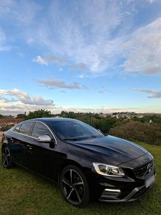 VOLVO S60 3.0 T6 R-DESIGN AWD GASOLINA 4P AUTOMÁTICO